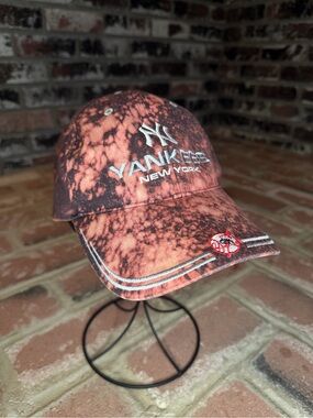 Nee York Yankees Bleach Spray Adjustable Baseball Cap